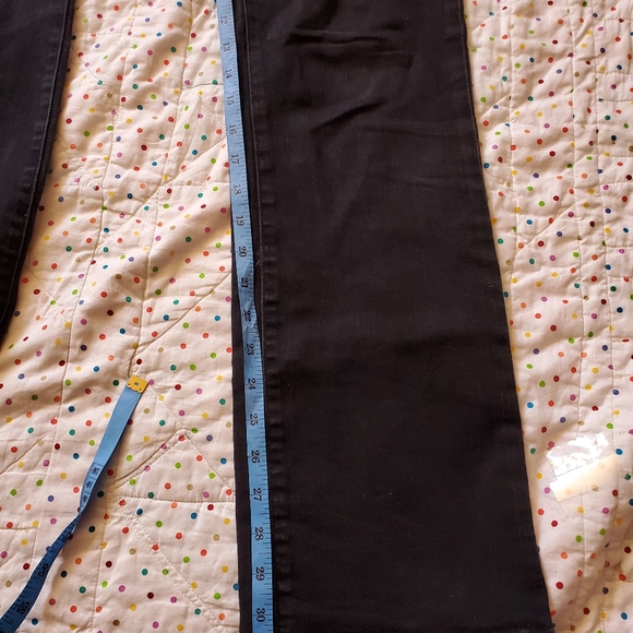 Talbots Barely boot curvy jeans size 6. - Picture 12 of 12